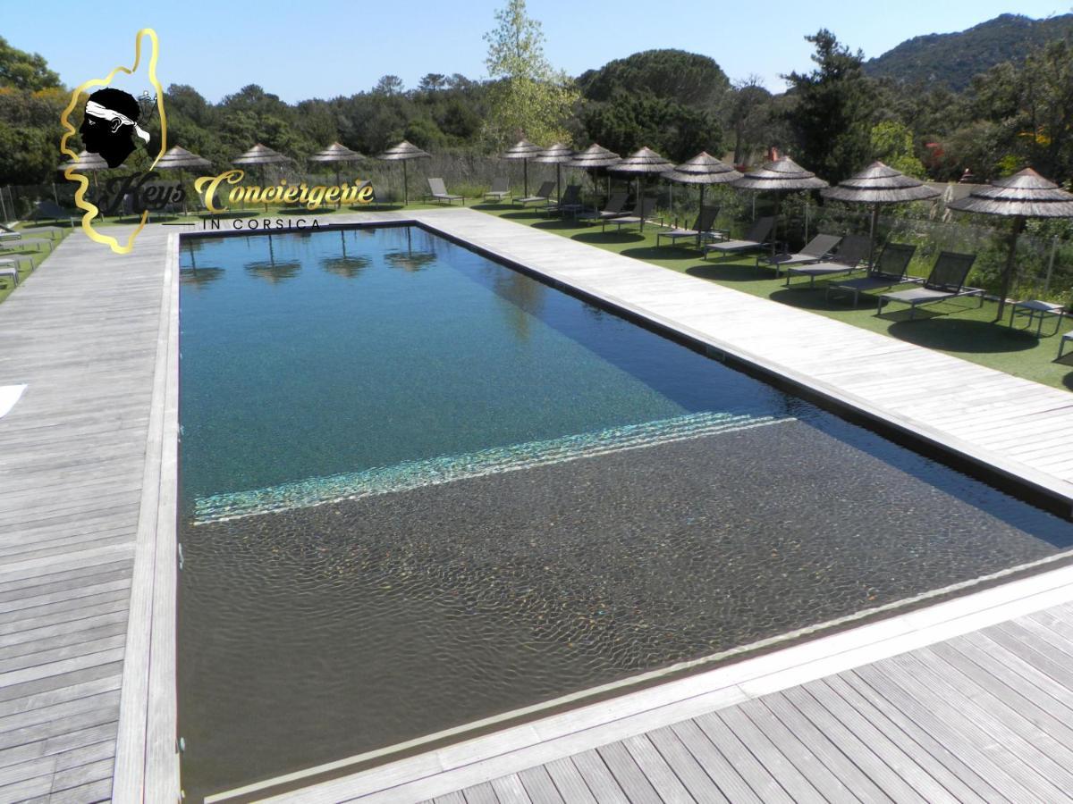 Résidence Cala Sultana 4 pers avec Piscine CHAUFEE- accès privé à la Plage de SANTA GIULIA Porto-Vecchio  Exterior foto